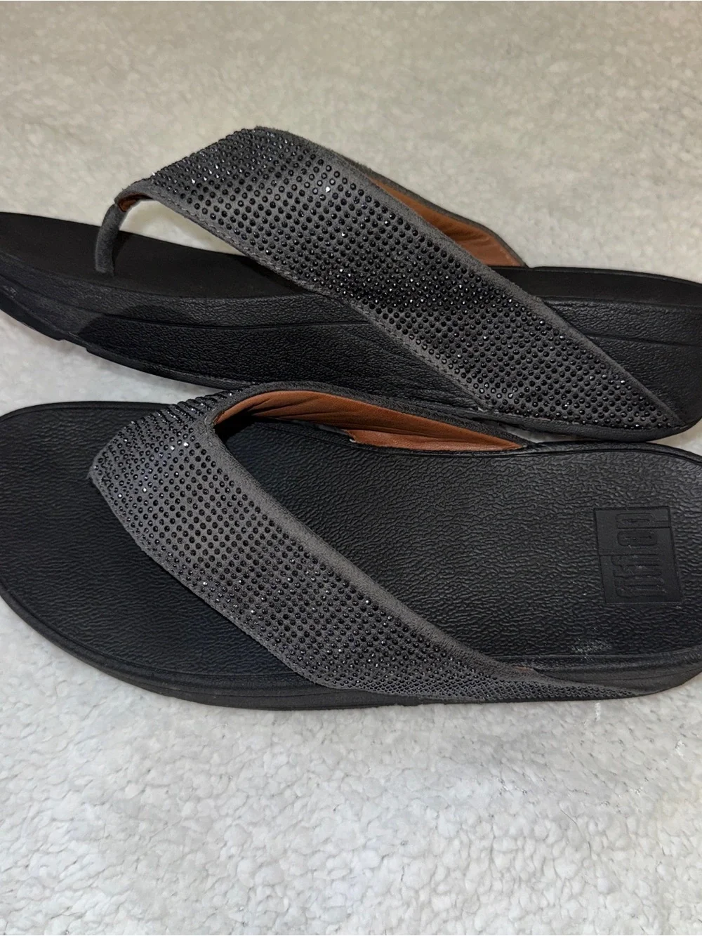 FitFlop Ritzy Rhinestone Flip Flop Sandal Wedge Gray Size 8